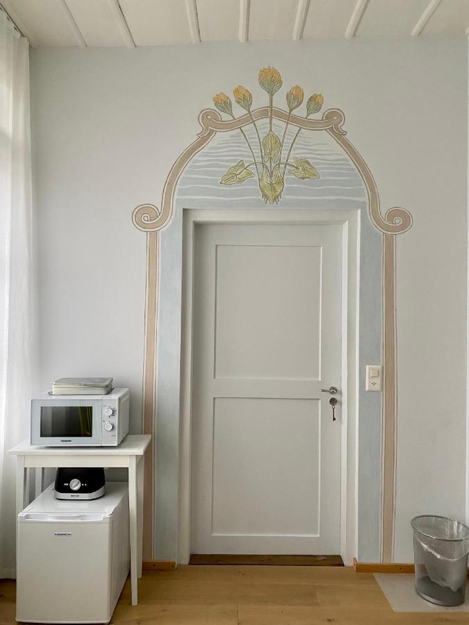 Lovely Studio In A Villa From 18Th Century 图恩 外观 照片